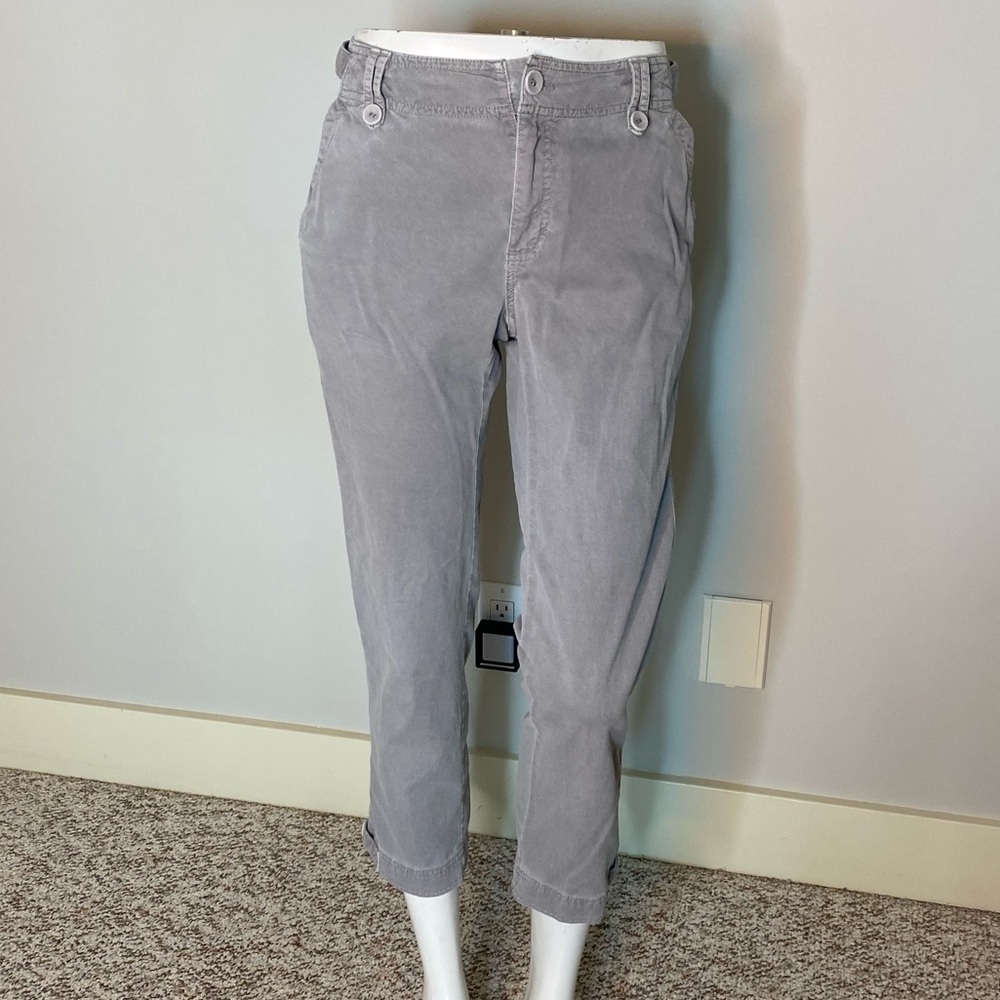 EDDIE BAUER Shaw Light Grey Corduroy Capri Crop Pant Utility Size 8 Tall - Picture 2 of 16